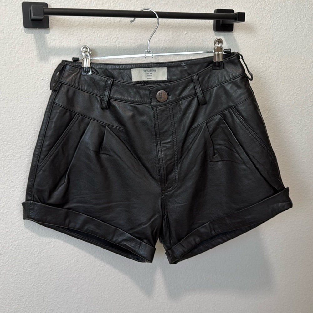 One Teaspoon Genuine Leather Streetwalkers Cuffed Shorts, XS, Black